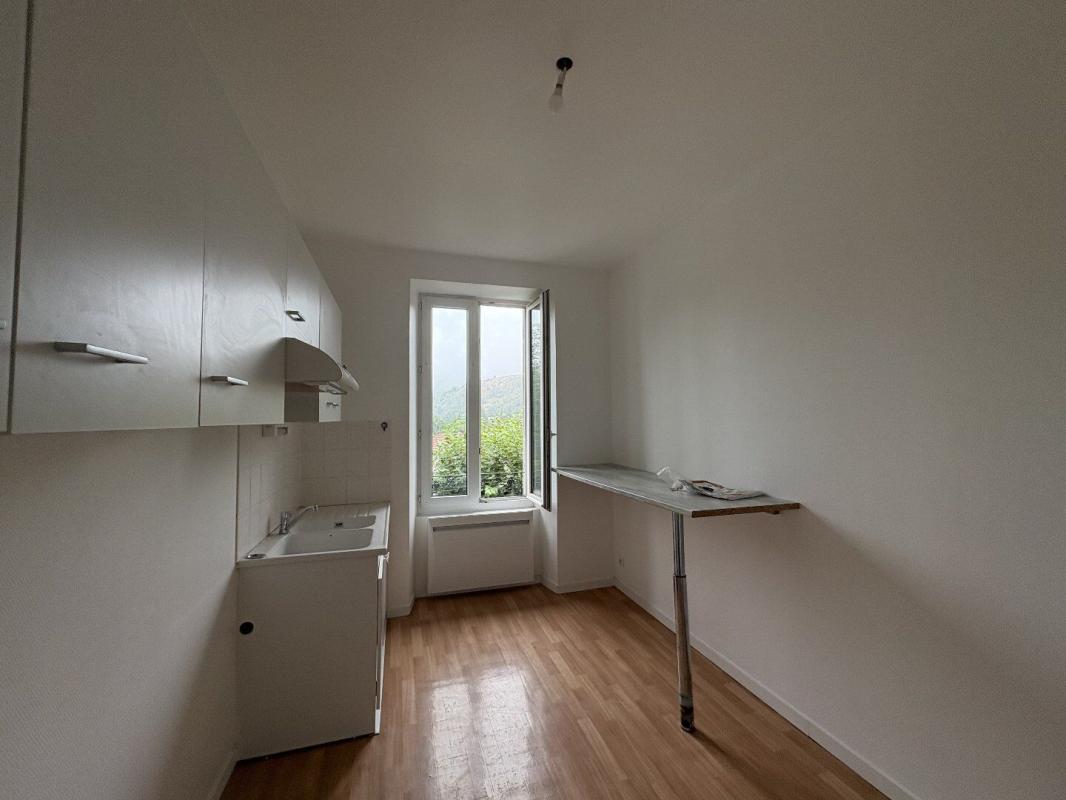 immeuble in Lascelle, Cantal, France