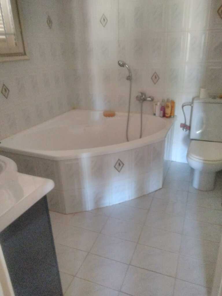 6 bedroom Detached house in Com. Malakasa, Rest Of Attica, Greece – 66995