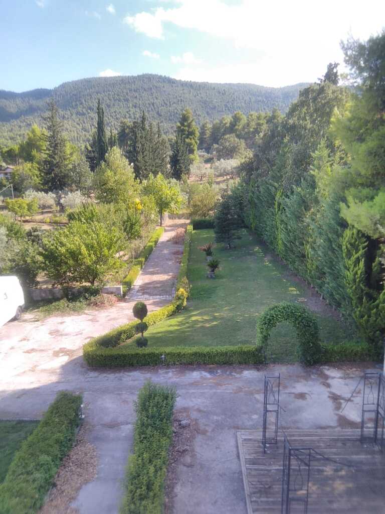 6 bedroom Detached house in Com. Malakasa, Rest Of Attica, Greece – 66995