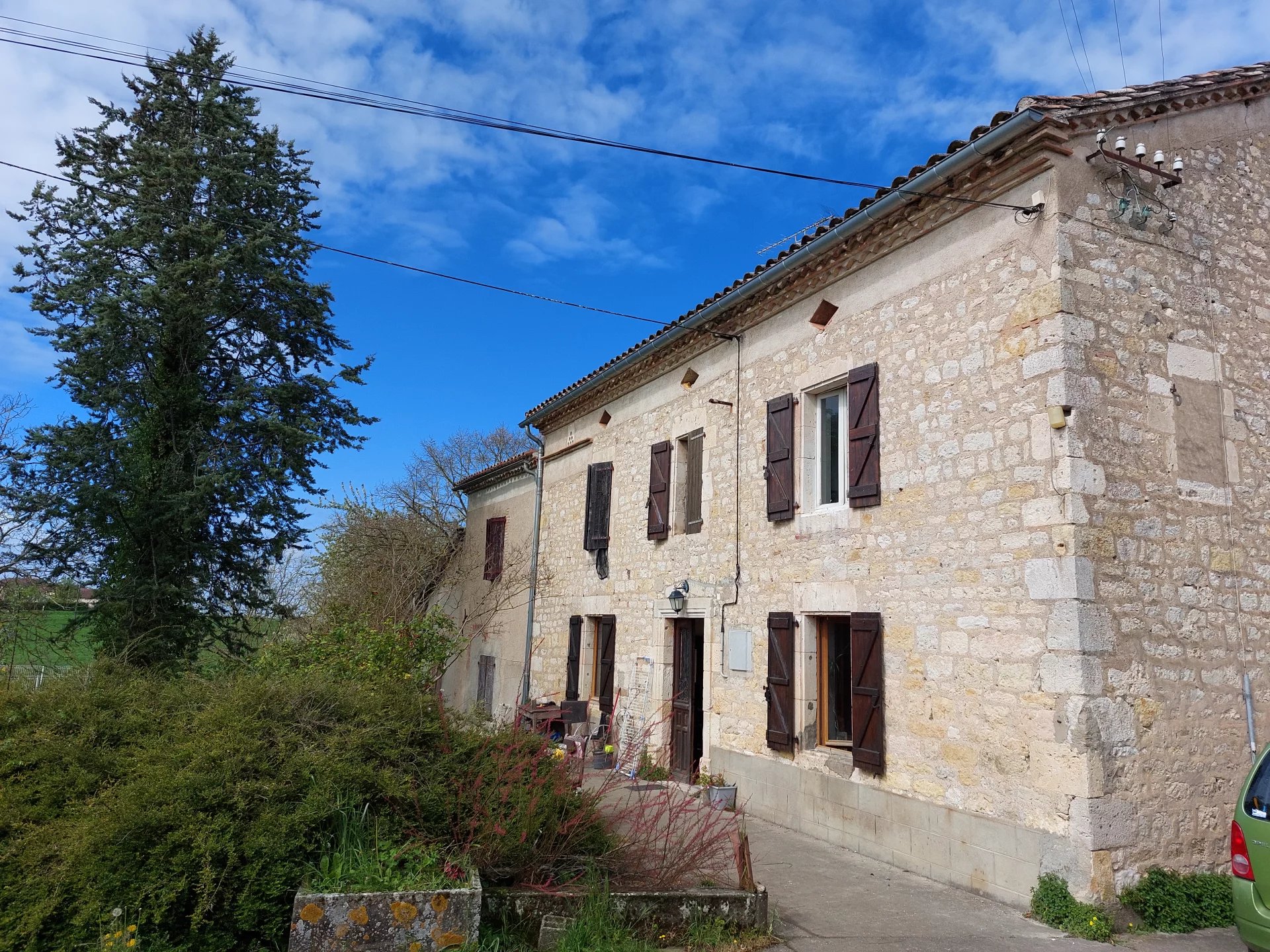 Large stone property to renovate with 2.5 ha of land, Occitanie – France – BVI77745