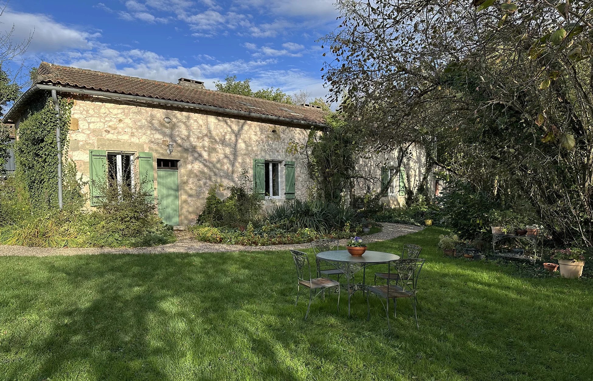 4 bed stone cottage, nestled in a haven of tranquility, Nouvelle-Aquitaine – France – BVI76557