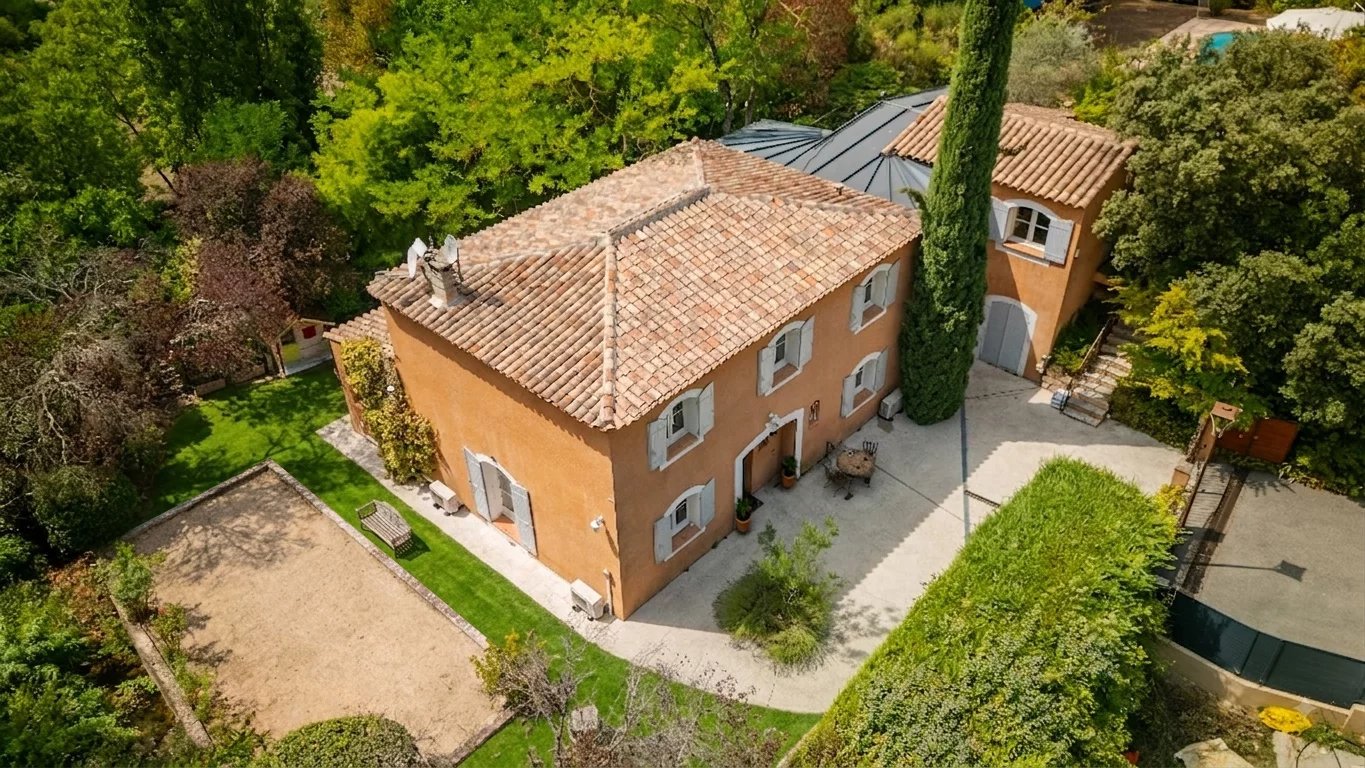 Provençal Family Home with Pool and Studio – Saint-Marc-Jaumegarde, Near Aix-en-Provence, Provence-Alpes-Côte d’Azur – France – BVI78153