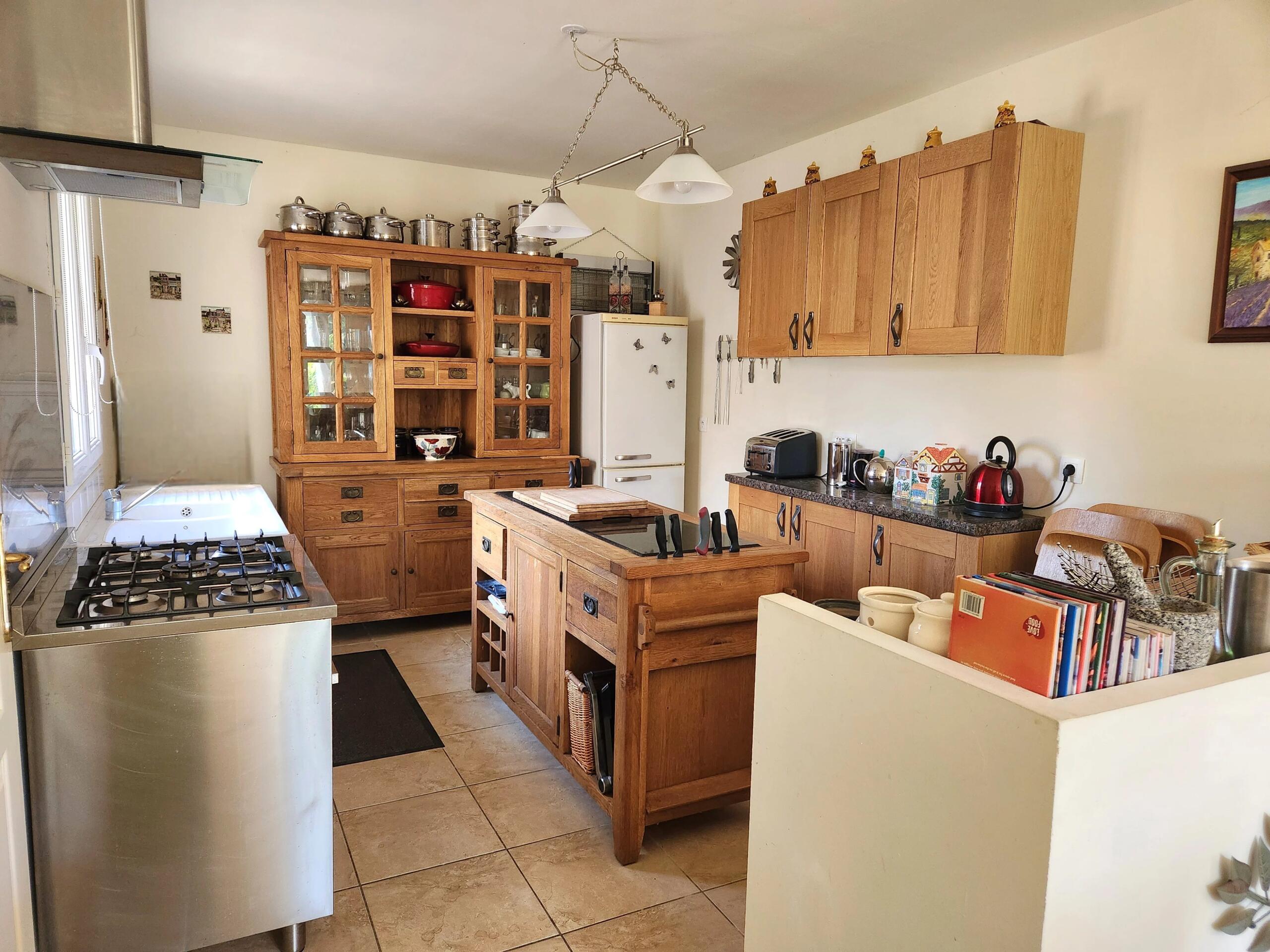 4-bed villa with pool and countryside views in Limoux, Occitanie – France – BVI86132