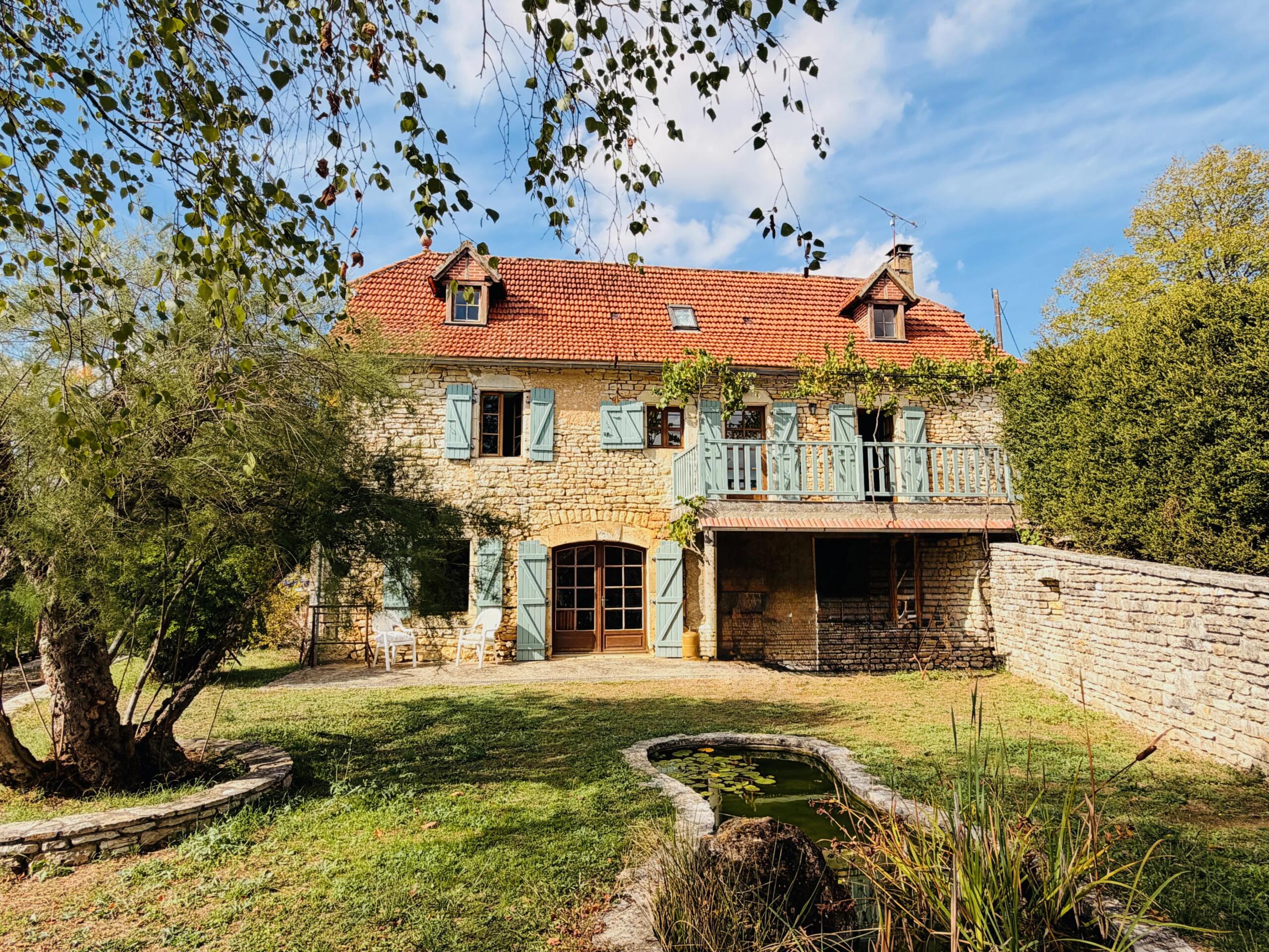 Character stone house with pool, views and large workshop between Gourdon and Cahors, Occitanie – France – BVI86594