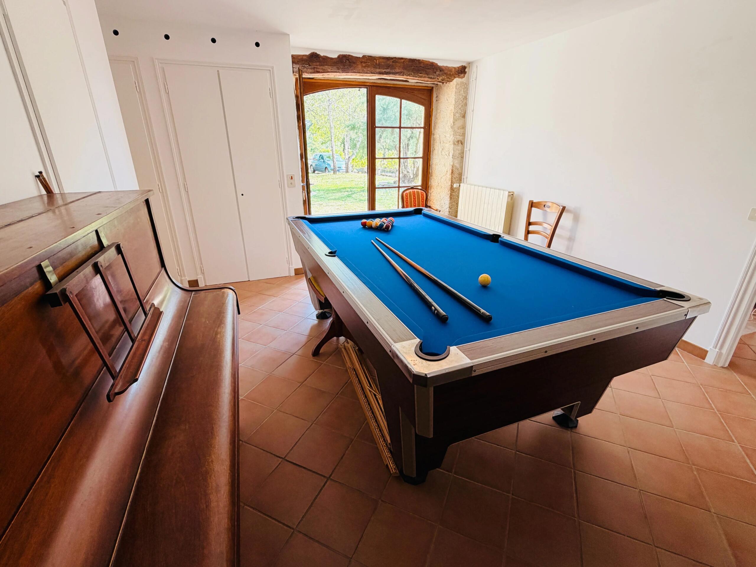 Character stone house with pool, views and large workshop between Gourdon and Cahors, Occitanie – France – BVI86594