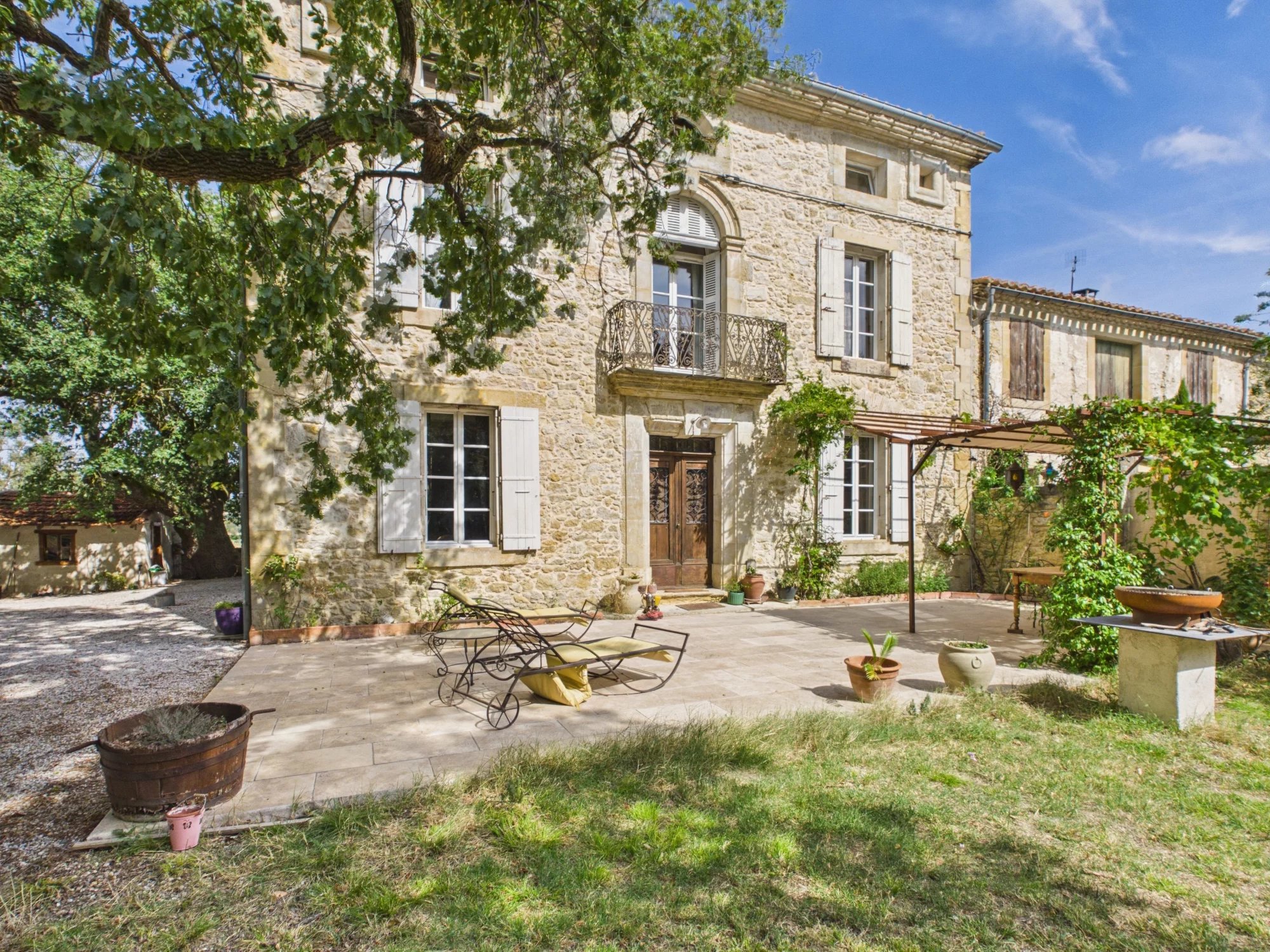 Elegantly Renovated 6-Bedroom Stone Property near Castelnaudary, Occitanie – France – BVI87269