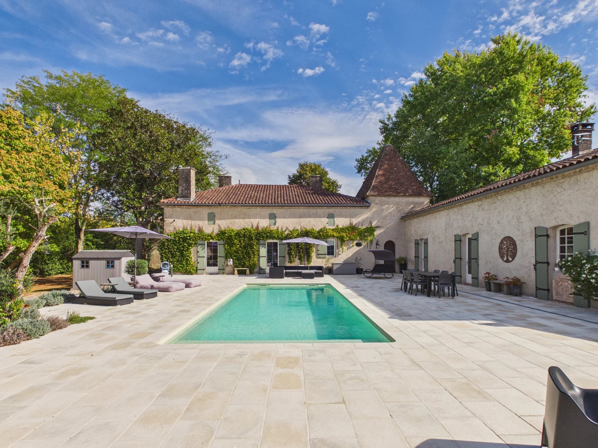 Stunning Renovated Character Property with Pool and 2 Hectares, Nouvelle-Aquitaine – France – BVI87493