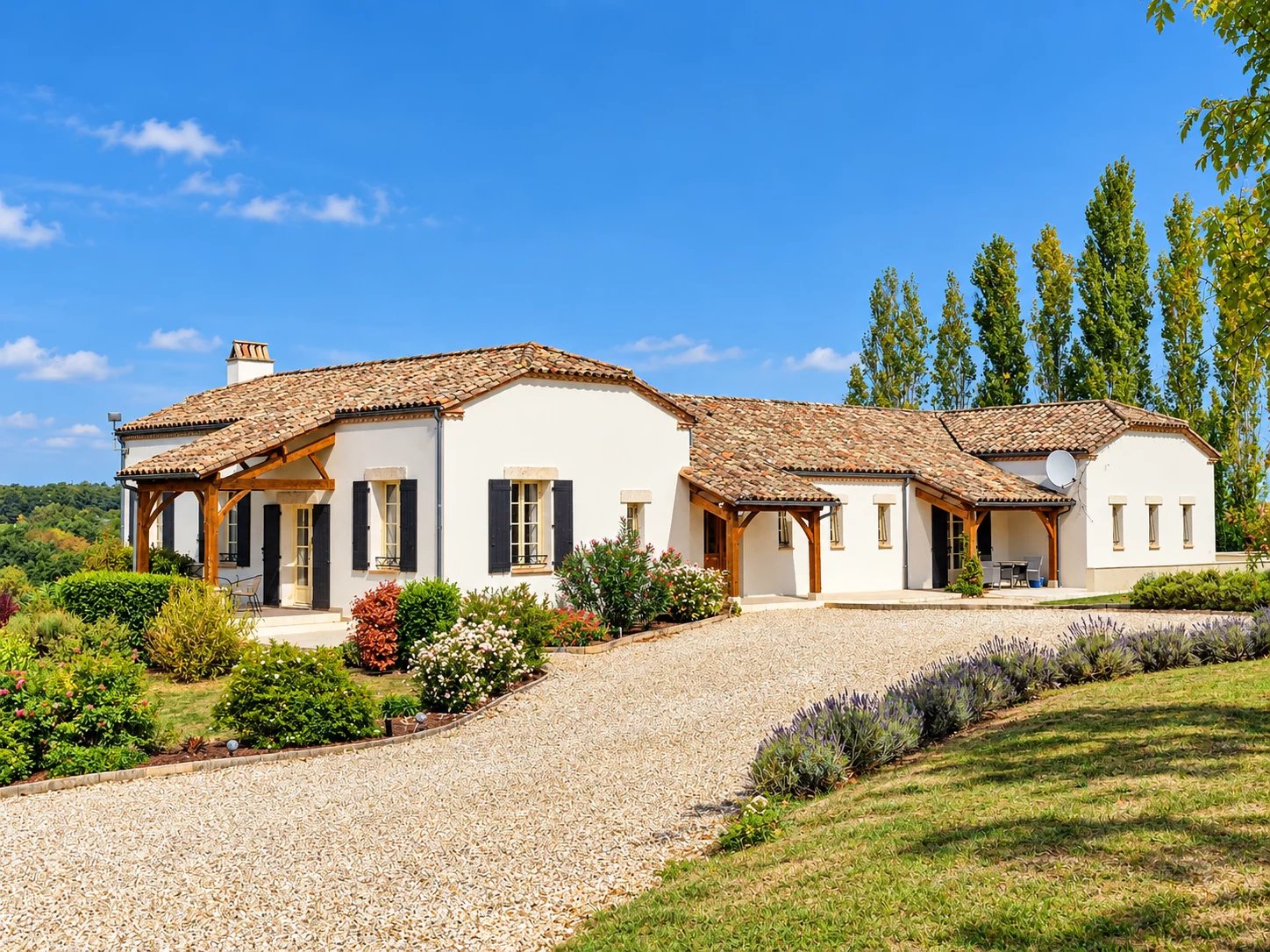 Stunning Turnkey Home with Spectacular Living Space, Pool and Panoramic Views, Nouvelle-Aquitaine – France – BVI87565