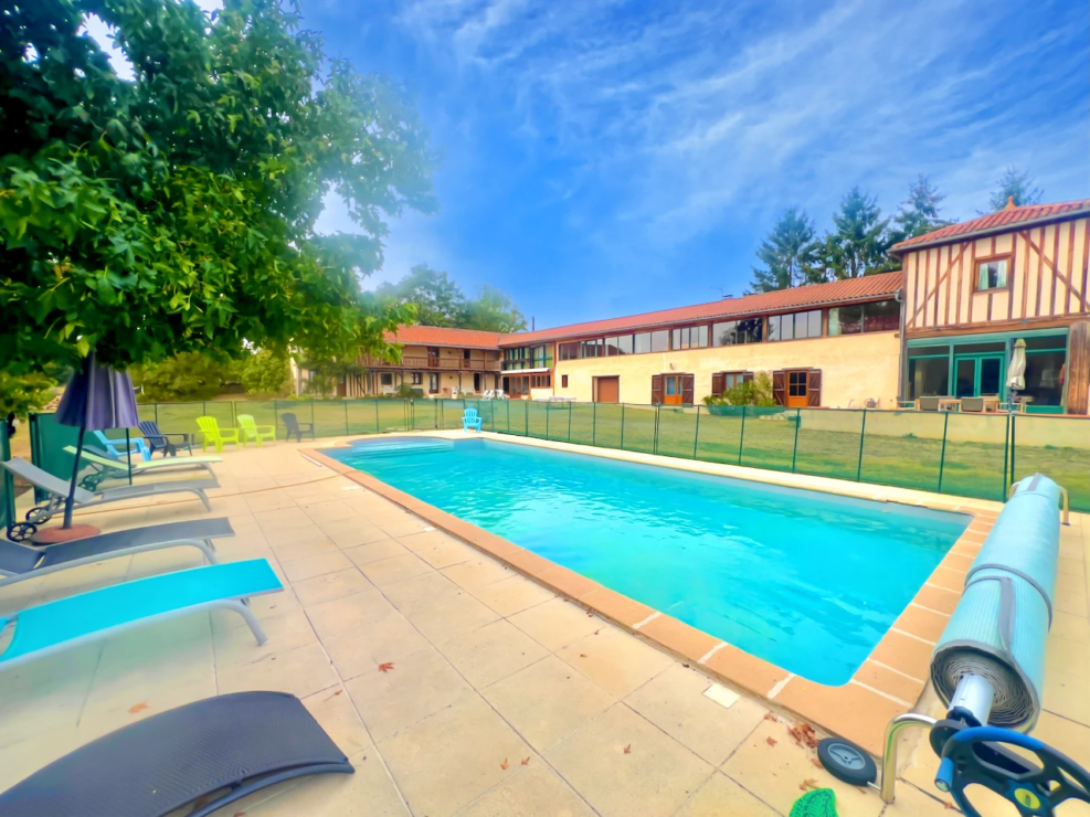 EXCEPTIONAL 17th-CENTURY GASCON FARMHOUSE WITH GITE, HEATED POOL / GARDENS AND INCOME POTENTIAL – MIELAN