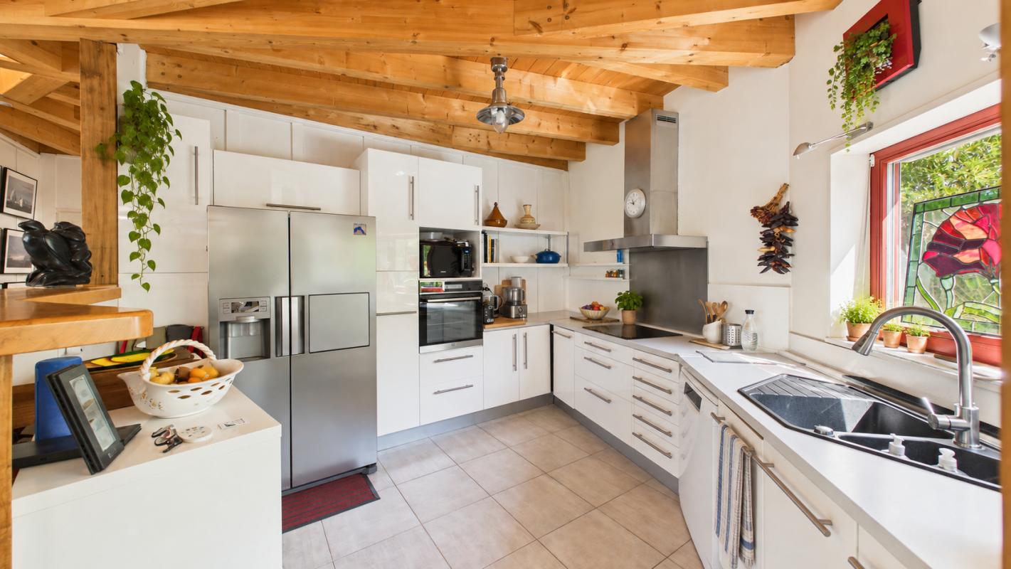 5 bedroom maison d’architecte in Les Angles, Gard, France