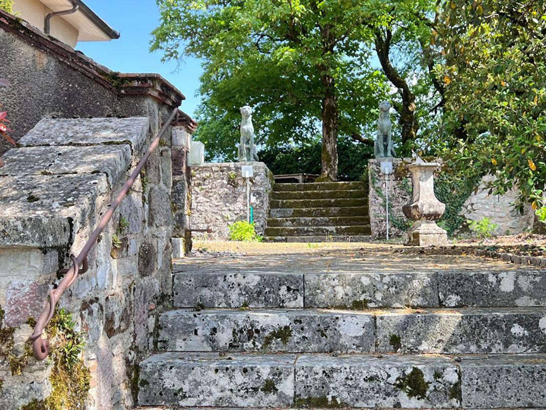 7 bedroom demeure in Capdenac, Lot, France