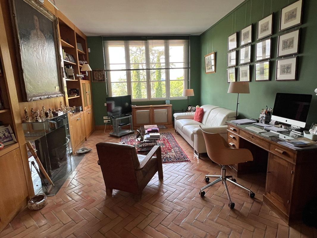 7 bedroom demeure in Capdenac, Lot, France