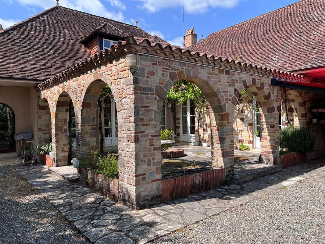 7 bedroom demeure in Capdenac, Lot, France