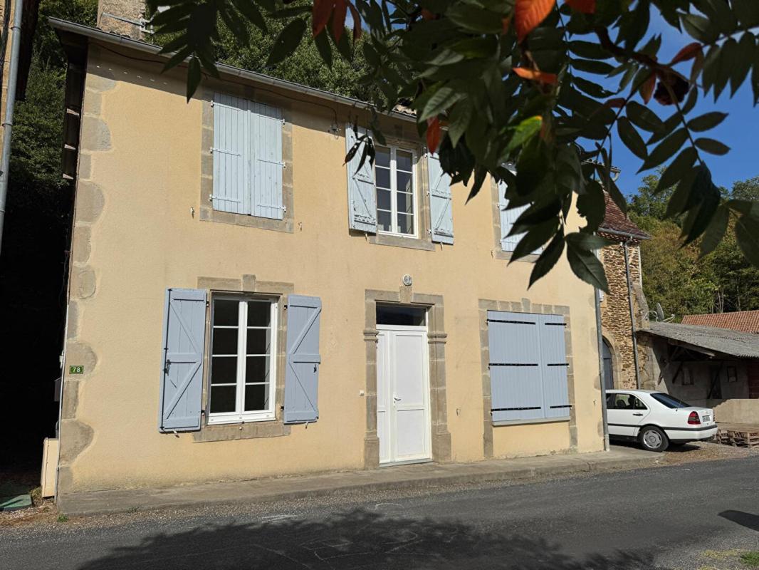 4 bedroom maison de village in Latouille Lentillac, Lot, France