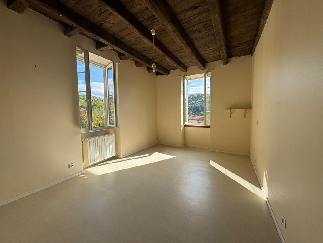 4 bedroom maison de village in Latouille Lentillac, Lot, France