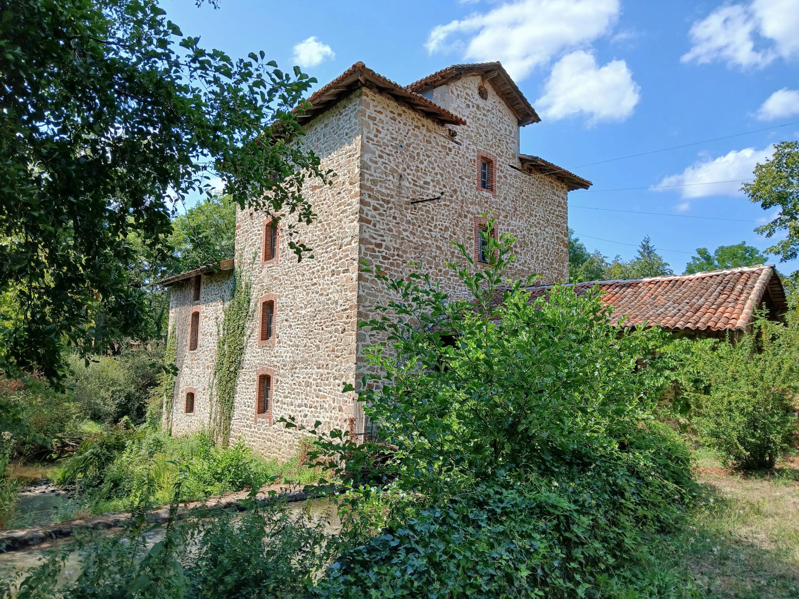Charming Historic Mill with Character in Gorre, Nouvelle-Aquitaine – France – BVI87463