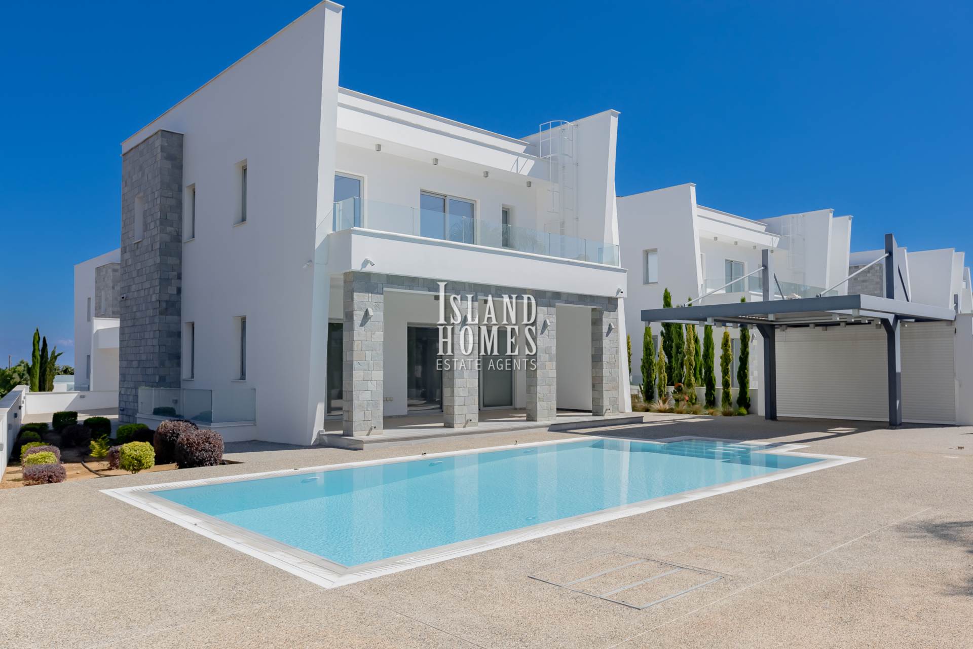 5 bedroom Villa in Protaras, Famagusta, Cyprus – RrP103dp