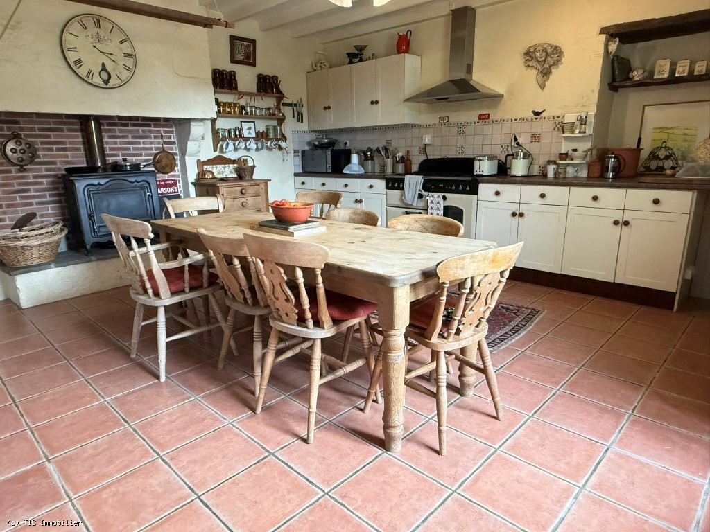 3 bedroom House in Villefagnan, France – r7608