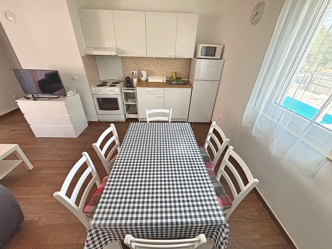 2 bedroom apartment in Dobrinj, Croatia – 103739
