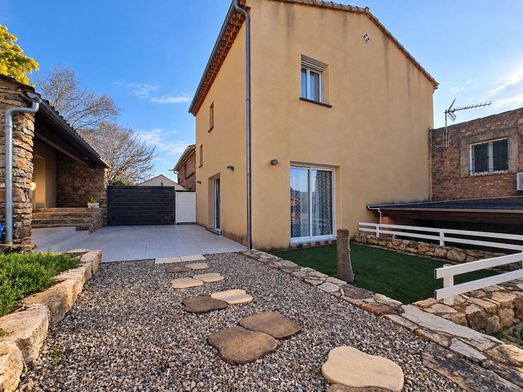 3 bedroom maison in Pierrerue, Hérault, France