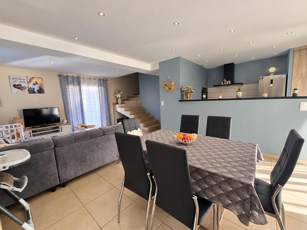 3 bedroom maison in Pierrerue, Hérault, France