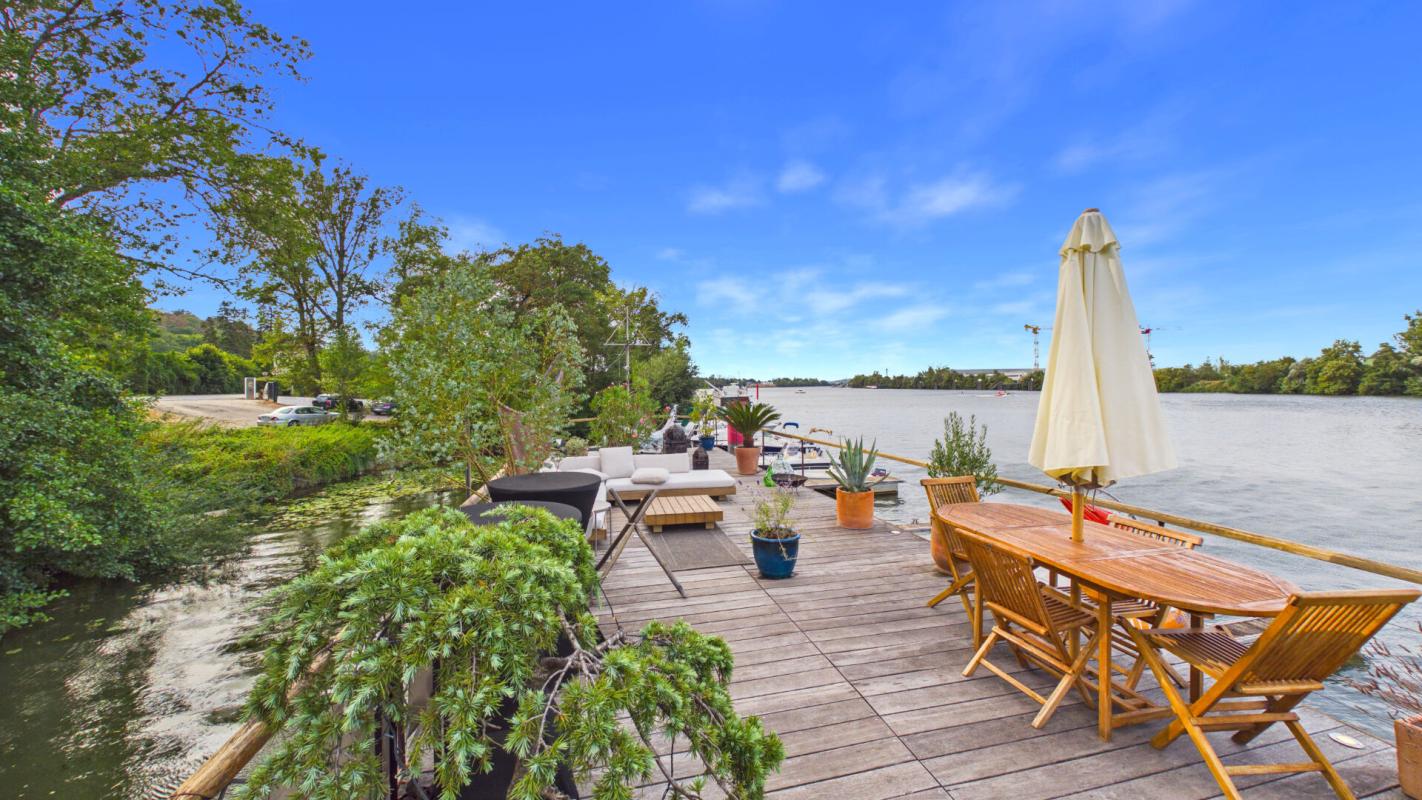 4 bedroom peniche in St Germain Au Mont D Or, Rhône, France