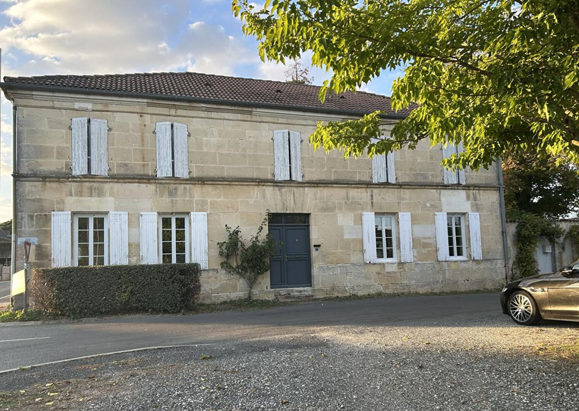 4 bedroom maison in Brizambourg, Charente-Maritime, France