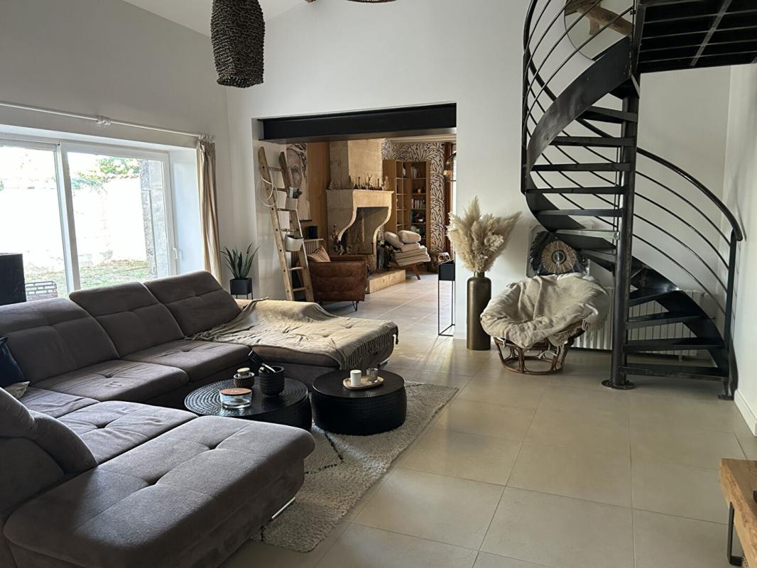 4 bedroom maison in Brizambourg, Charente-Maritime, France