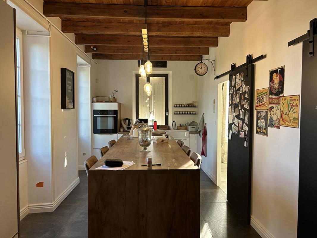 4 bedroom maison in Brizambourg, Charente-Maritime, France
