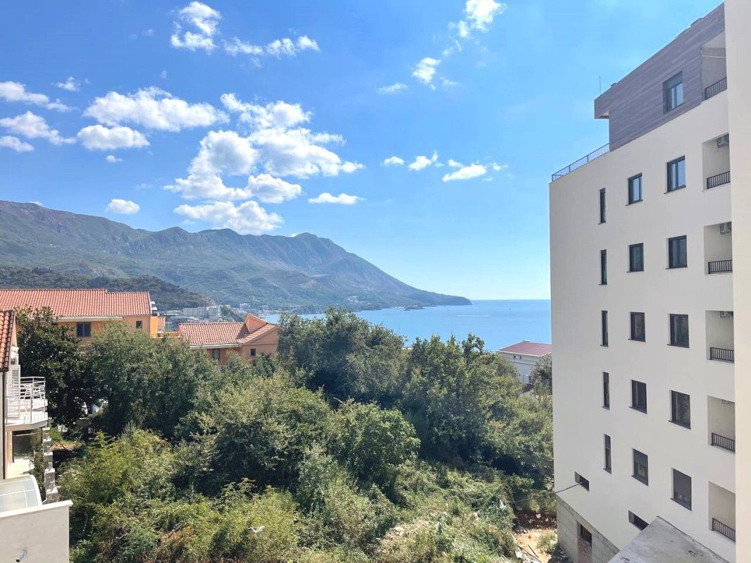 2 bedroom Apartments in Becici, Budva Municipality, Montenegro – MREMG-2