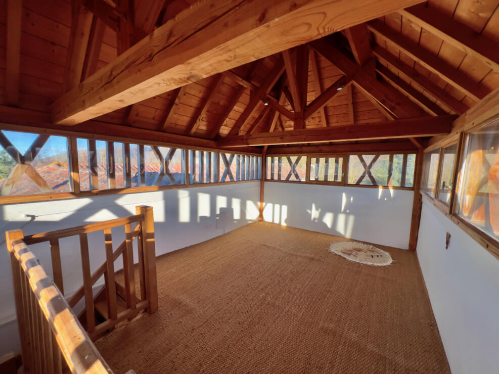 18C MANOIR/COURTYARD SETTING/4HA/POOL/BARNS/3-5BEDS/4 RECEPTION/PIGEONNER TOWER/MOUNTAIN VIEWS