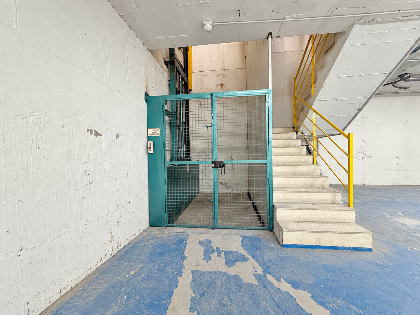Store Room in San Pedro De Alcantara, Malaga, Spain – 428-05766P
