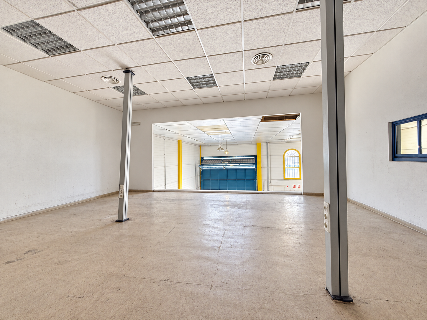 Store Room in San Pedro De Alcantara, Malaga, Spain – 428-05766P
