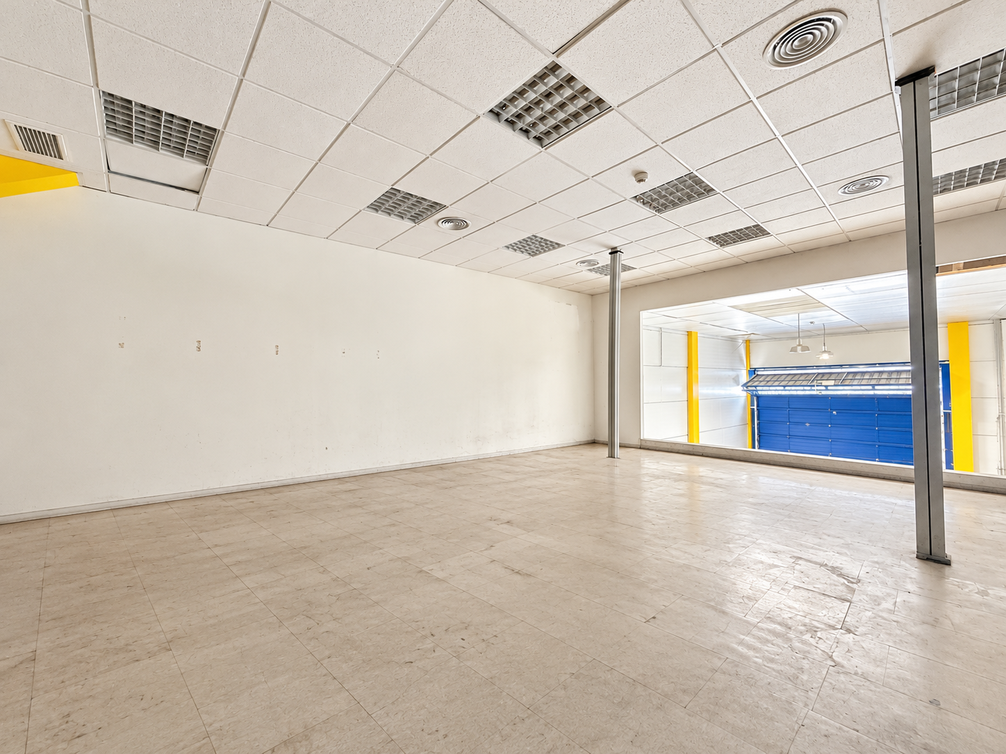 Store Room in San Pedro De Alcantara, Malaga, Spain – 428-05766P