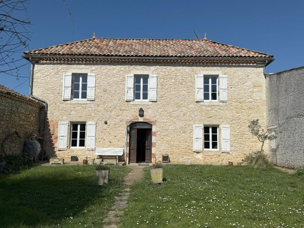 3 bedroom maison en pierres in Valence Sur Baise, Gers, France