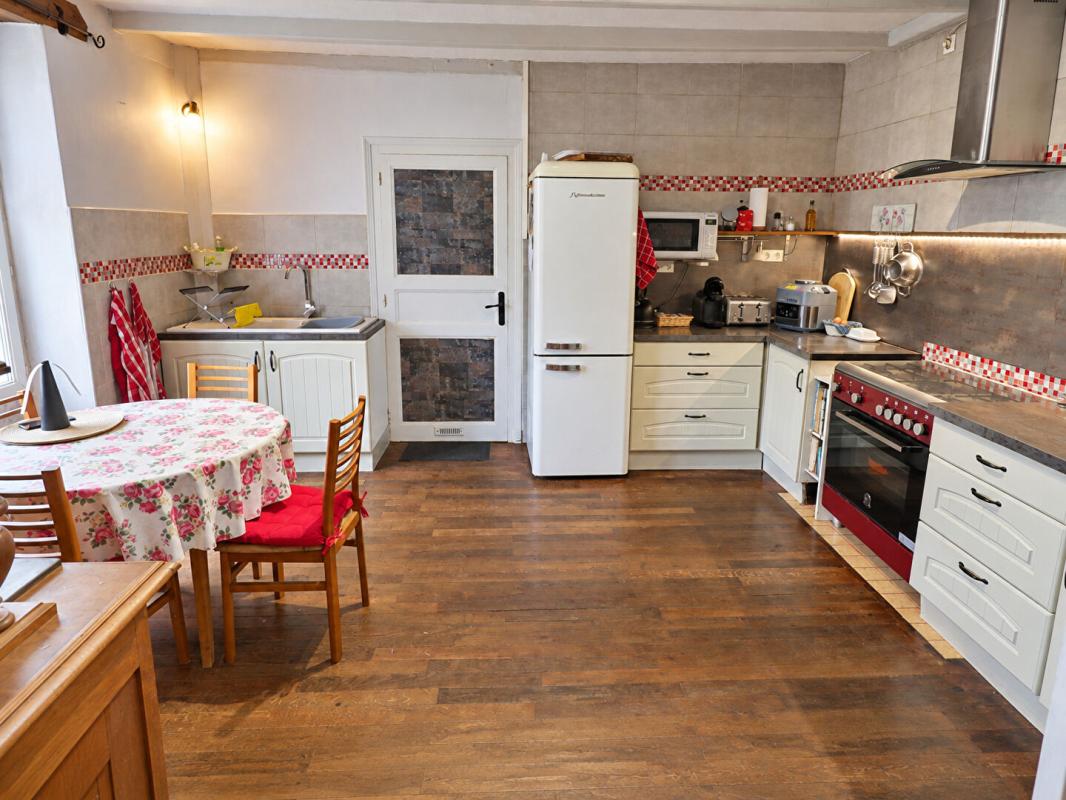3 bedroom maison in Tusson, Charente, France