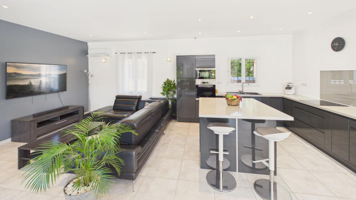 3 bedroom villa in Eyragues, Bouches-du-Rhône, France