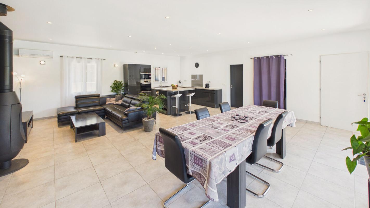 3 bedroom villa in Eyragues, Bouches-du-Rhône, France