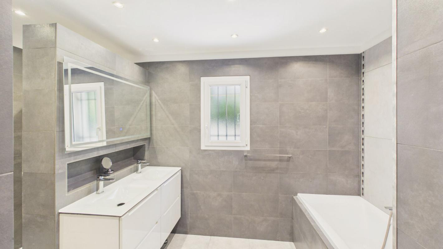 3 bedroom villa in Eyragues, Bouches-du-Rhône, France