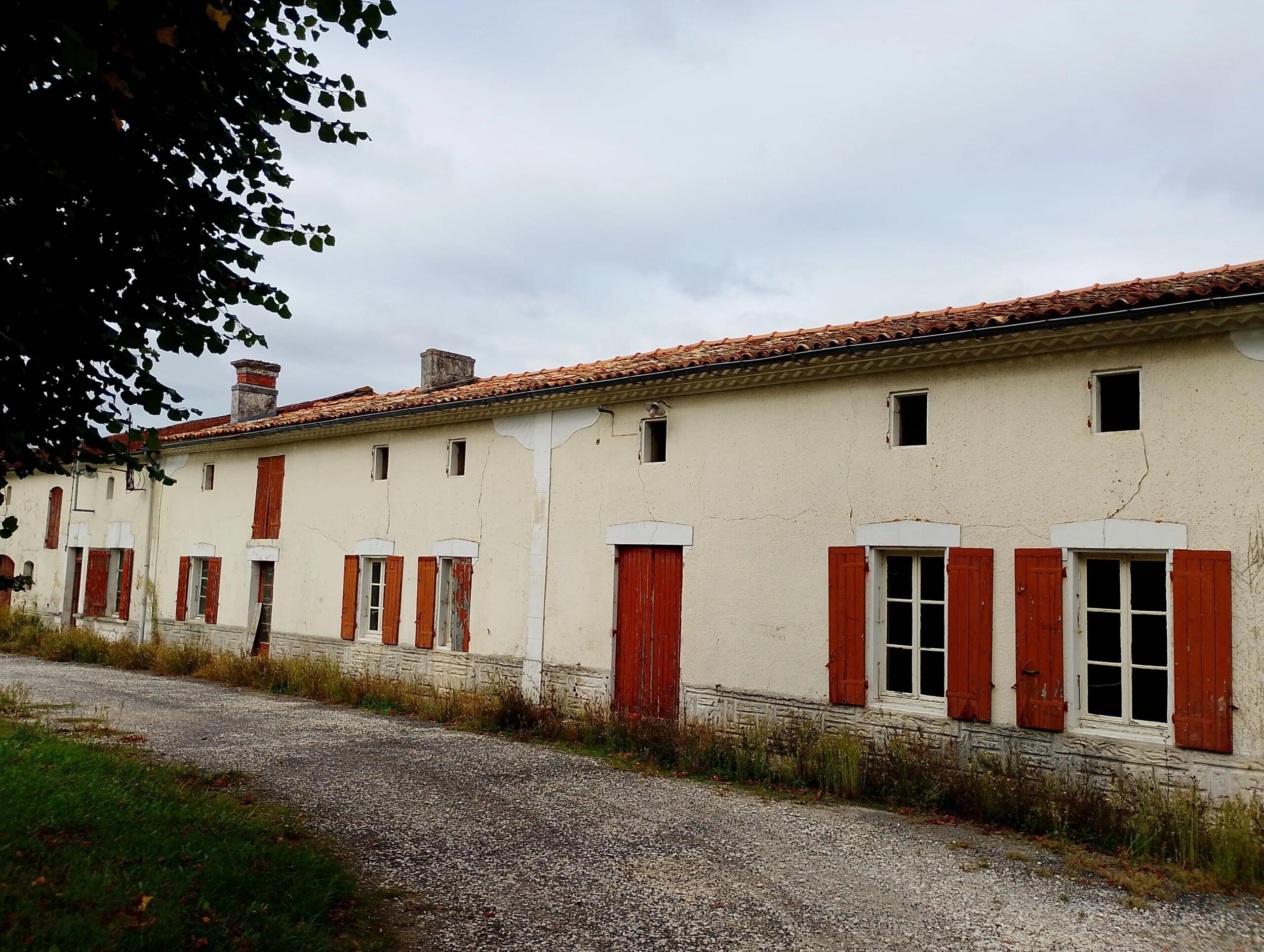 Near Jonzac, Nouvelle-Aquitaine – France – BVI87778