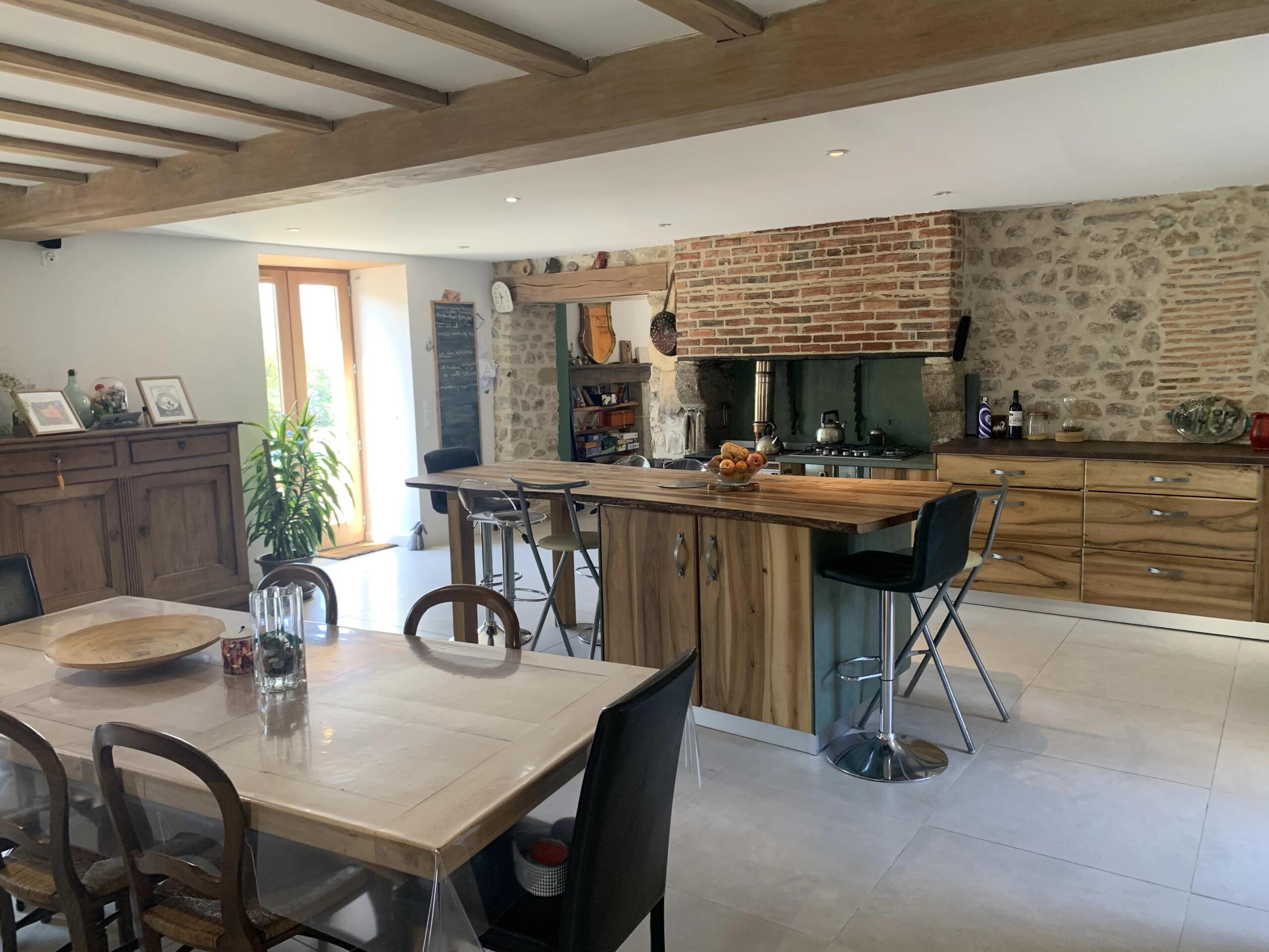 Hidden Countryside Gem with Character, Space and Lifestyle Appeal, Nouvelle-Aquitaine – France – BVI84708
