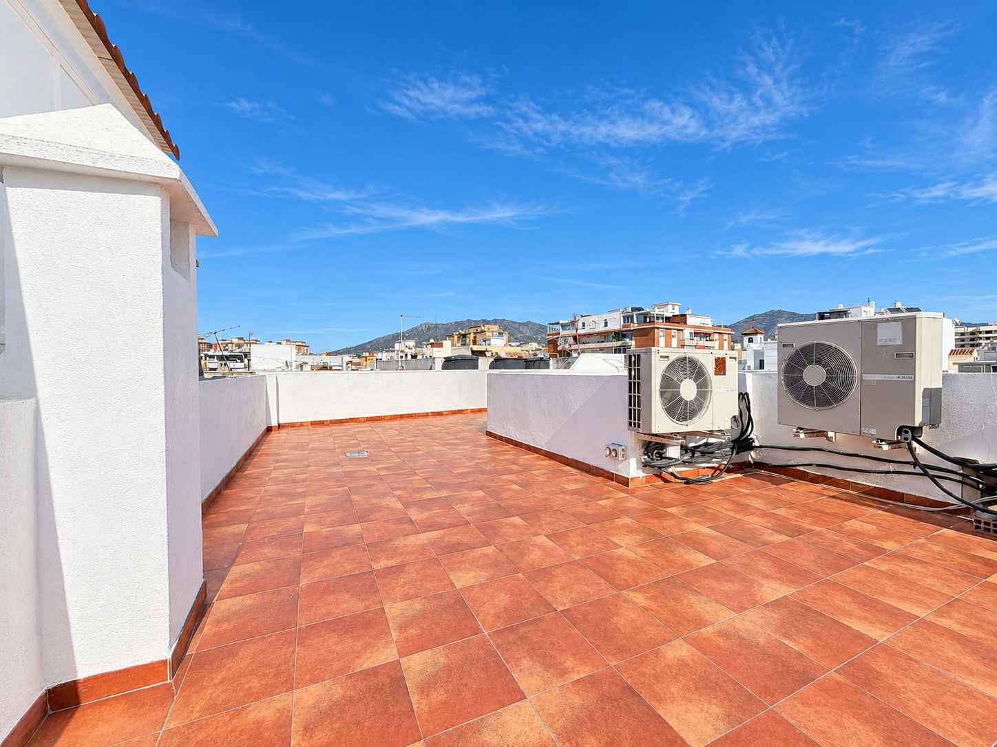 2 bedroom Penthouse in Fuengirola, Malaga, Spain – 428-05785P