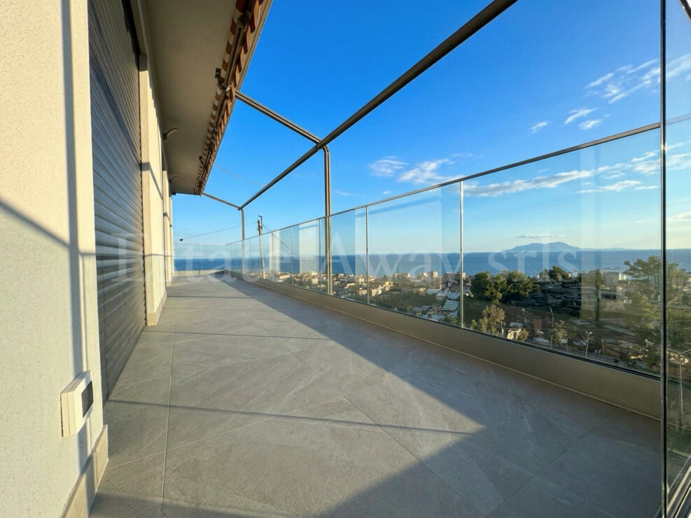 SW1344 Prestigious Modern Villa with Sea View and Sun Terrace – 220 sq m Renovated