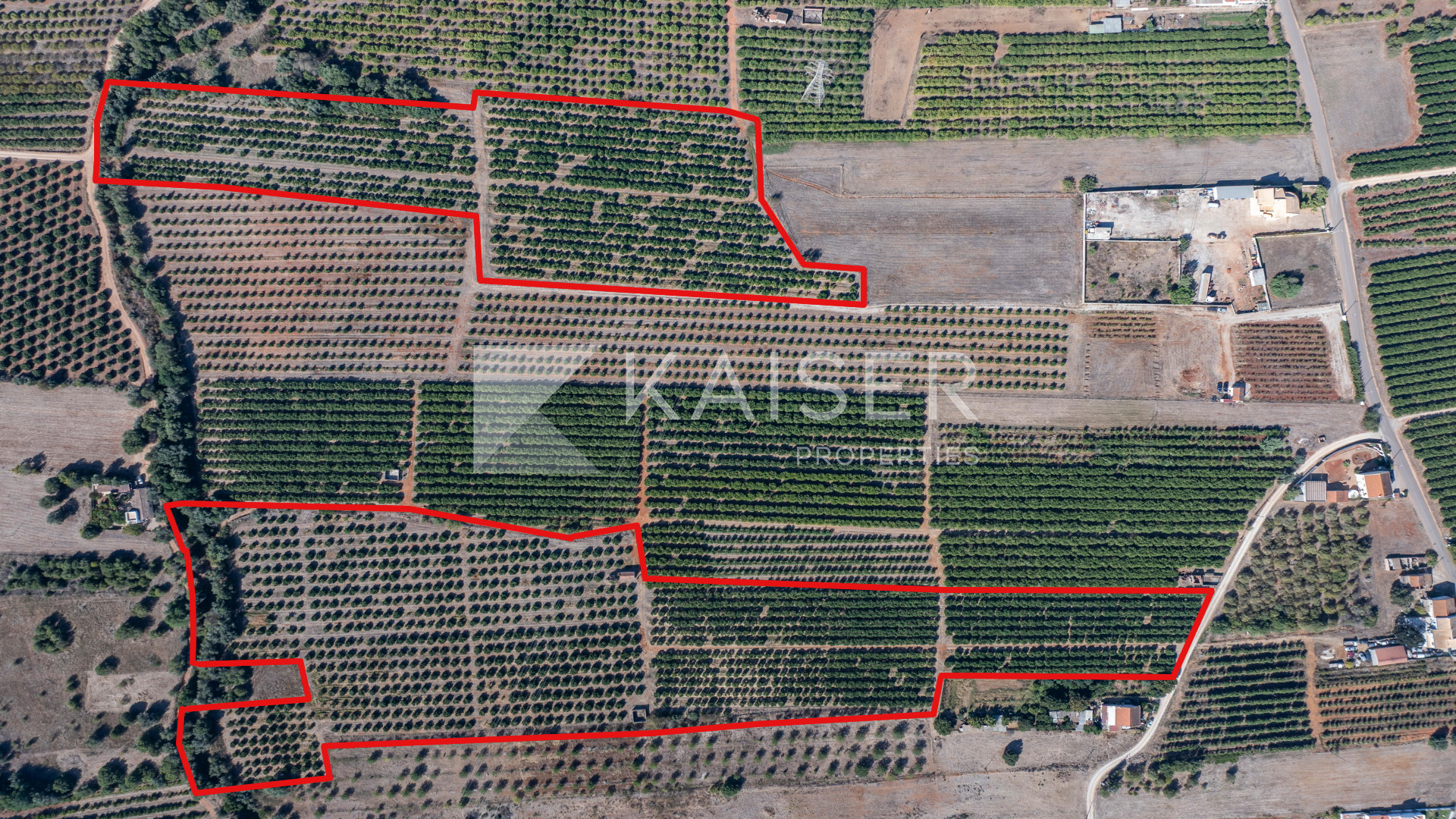 Plot house in Algoz, Portugal – KP1380