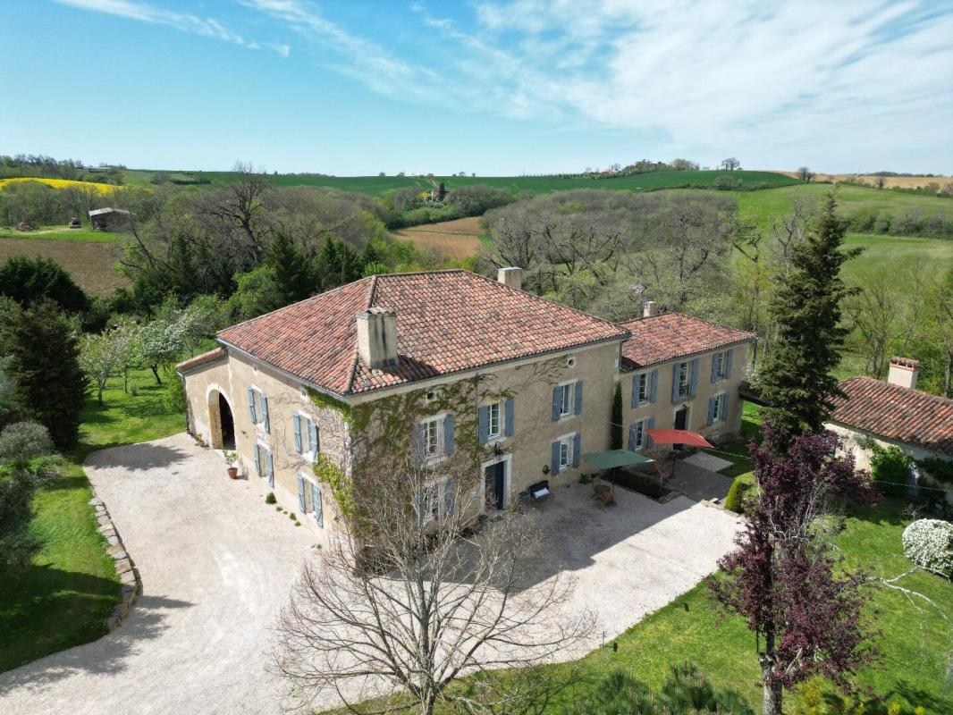 6 bedroom propriete in Valence Sur Baise, Gers, France