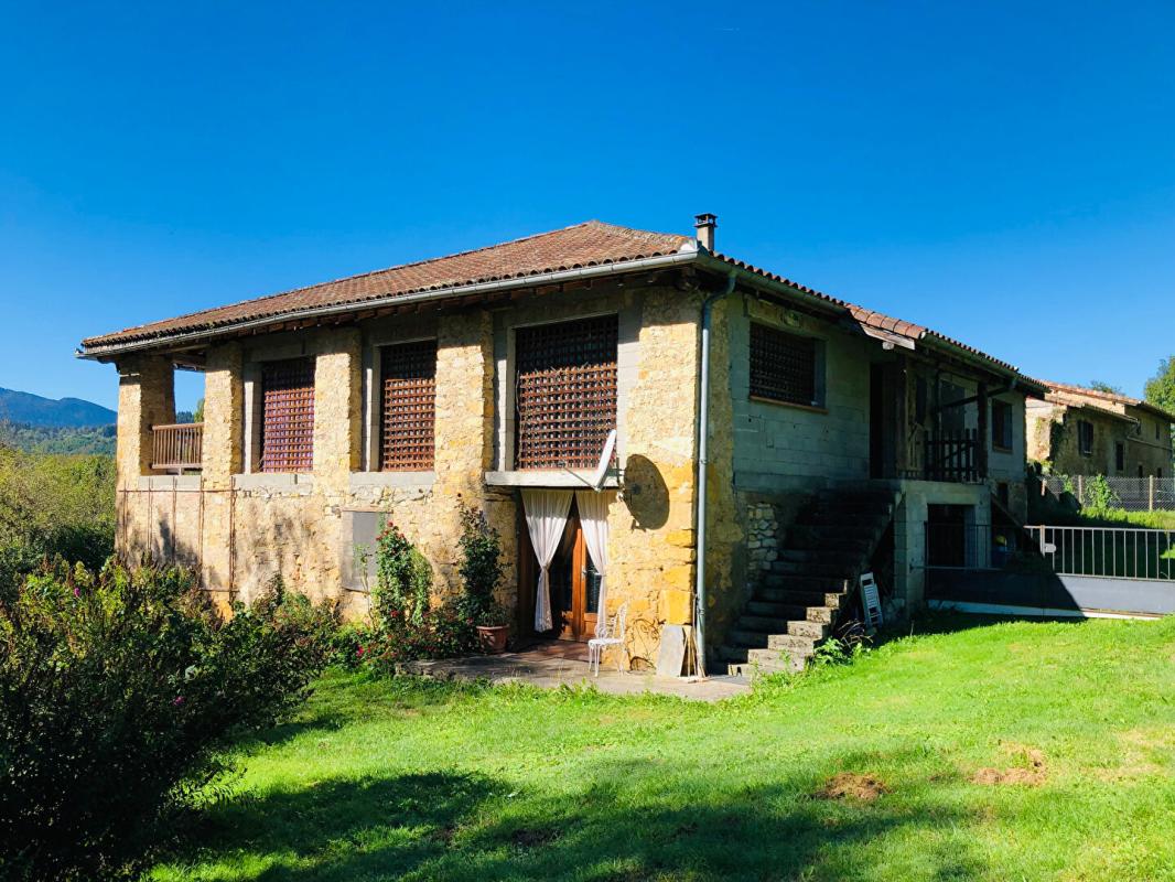 2 bedroom corps de ferme in La Bastide De Serou, Ariège, France