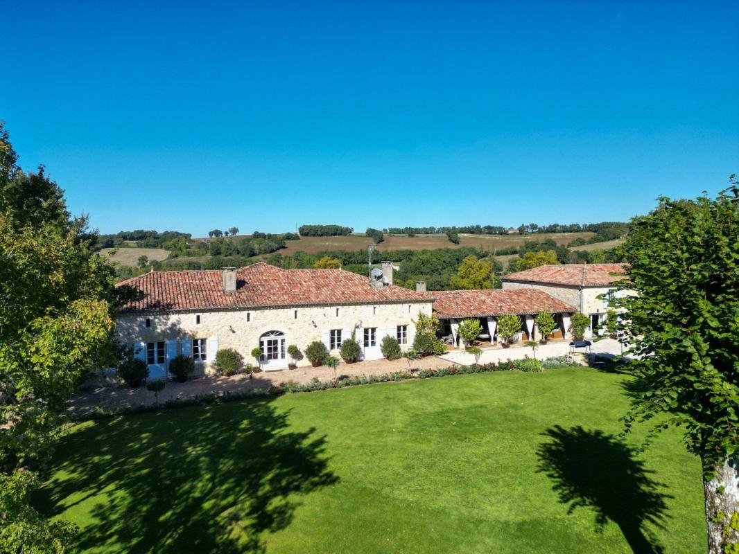 7 bedroom maison en pierres in Condom, Gers, France