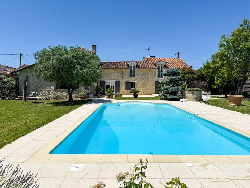 4 bedroom propriete in Condom, Gers, France