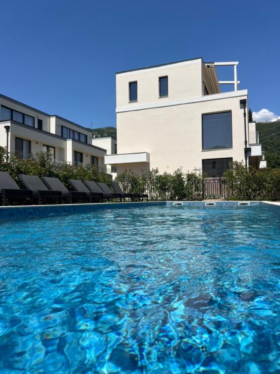 Townhouse 167 m² · 3 Floors · Lastva Grbaljska · Budva