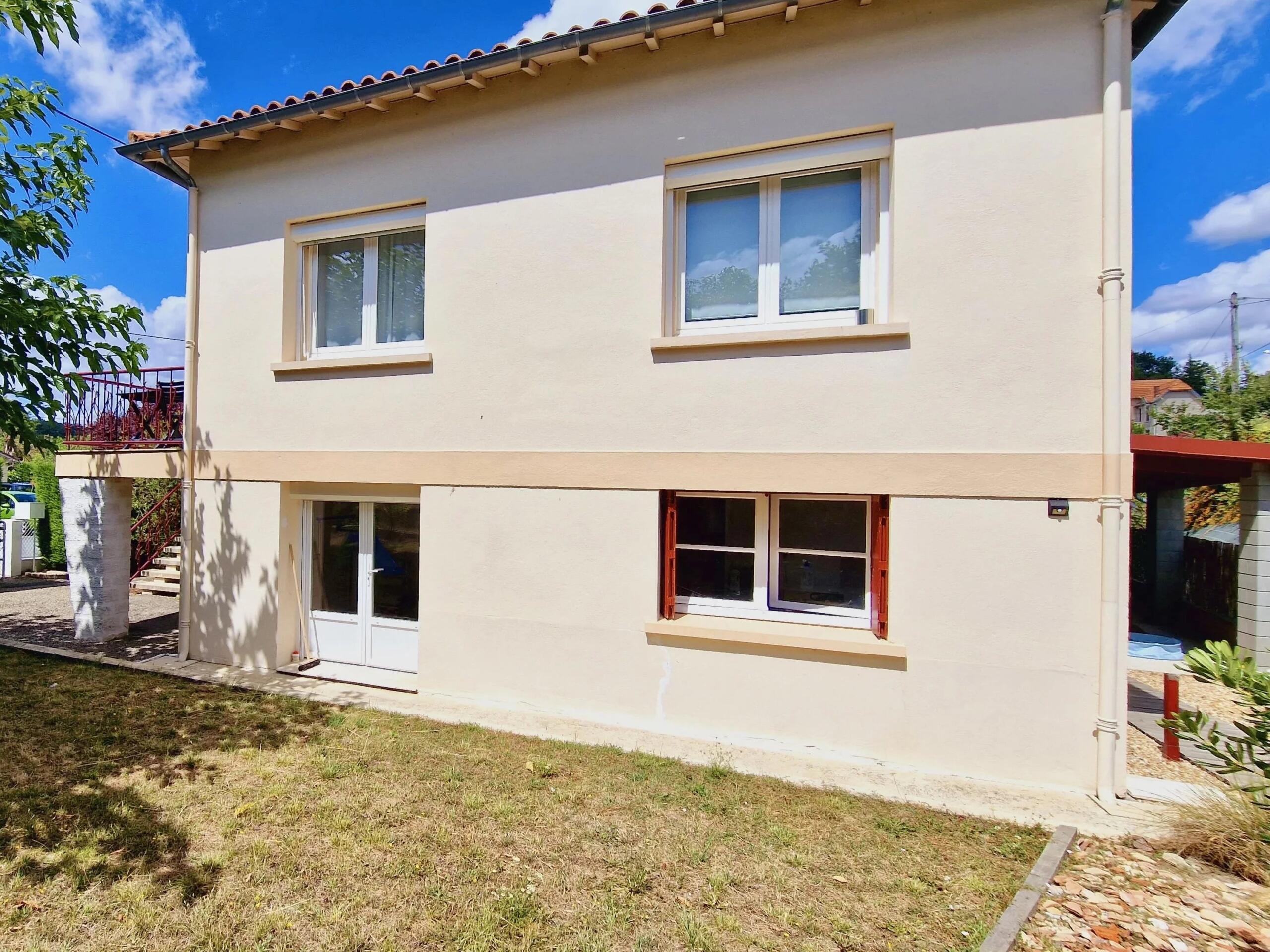 Immaculate 3/4  Bedroom house with garage and garden in central Eymet, Nouvelle-Aquitaine – France – BVI71394